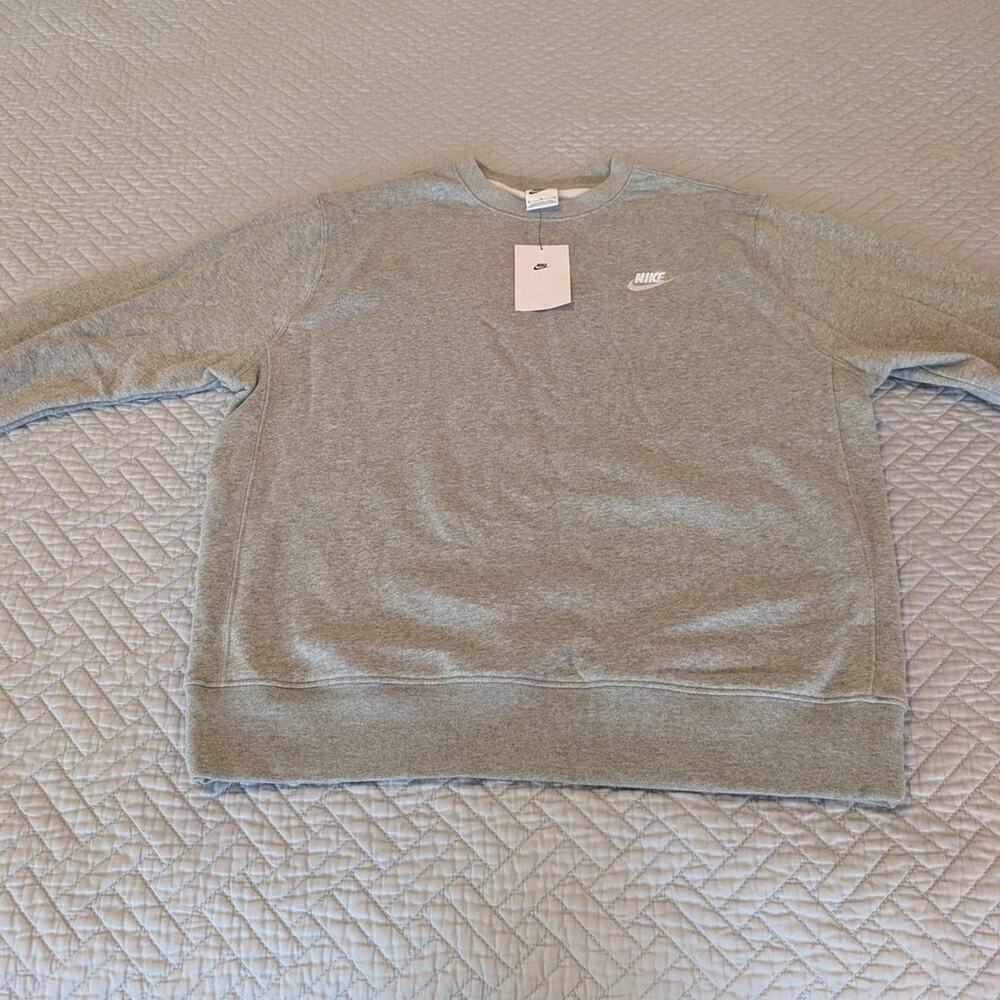 NWT Men's Nike Heather Gray Sportswear Club Fleece Crewneck Sweatshirt Size M